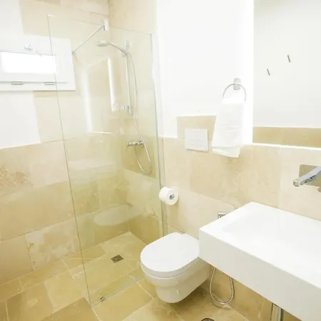 Gabriella By Каровиньо